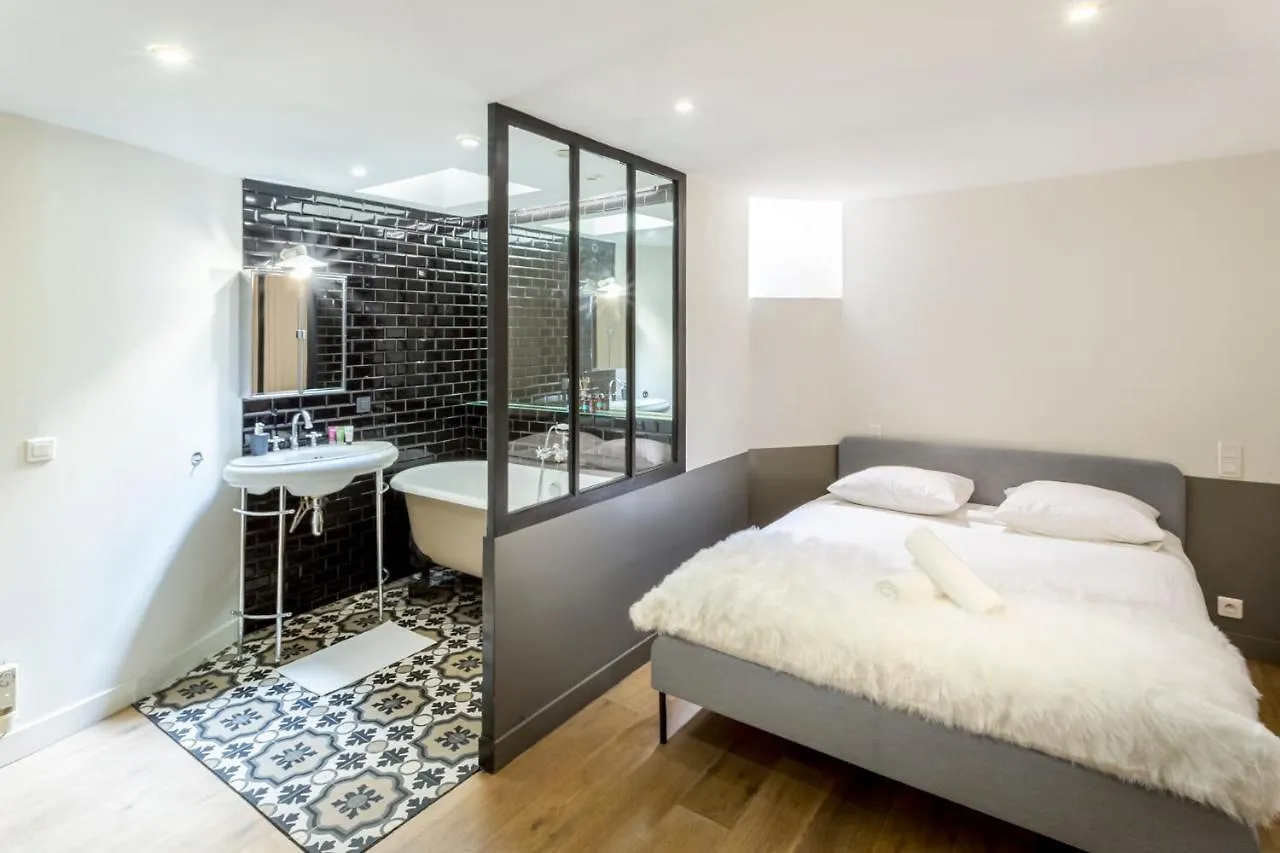 Sleepoo - Fabulous 8 Apartment Paris