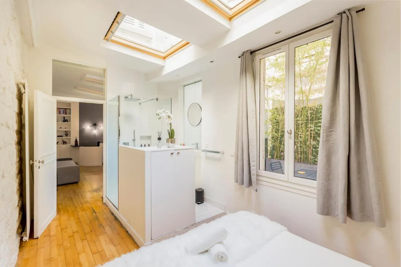 Sleepoo - Fabulous 8 Apartment Paris