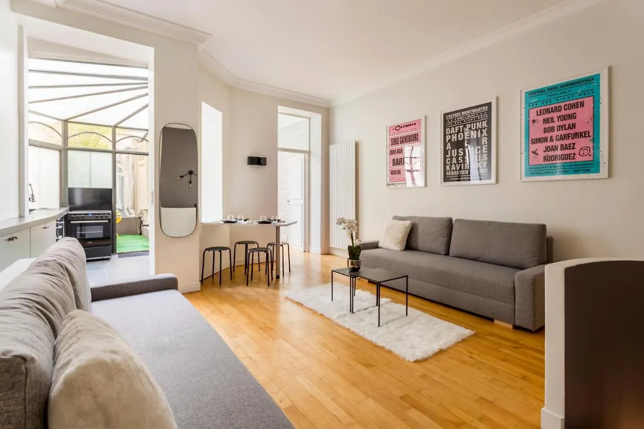 Sleepoo - Fabulous 8 Apartment Paris France